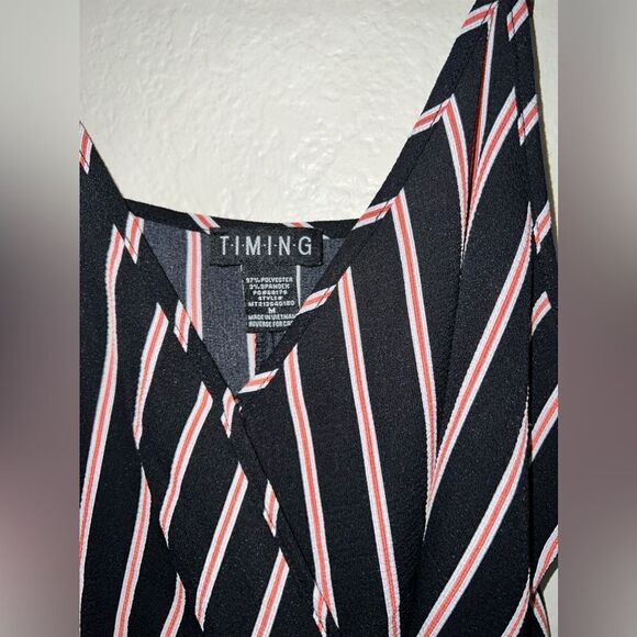 WOMEN’S TIMING BRAND TANK- TIES ON THE SIDE- SIZE MEDIUM - Picture 3 of 3
